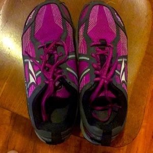 Altra Lone Peak 3.5 size 9M